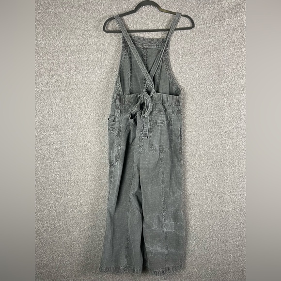 Free People Women’s Savannah Overalls Jumpsuit Wide Leg Flare Black Textured M - Picture 9 of 15